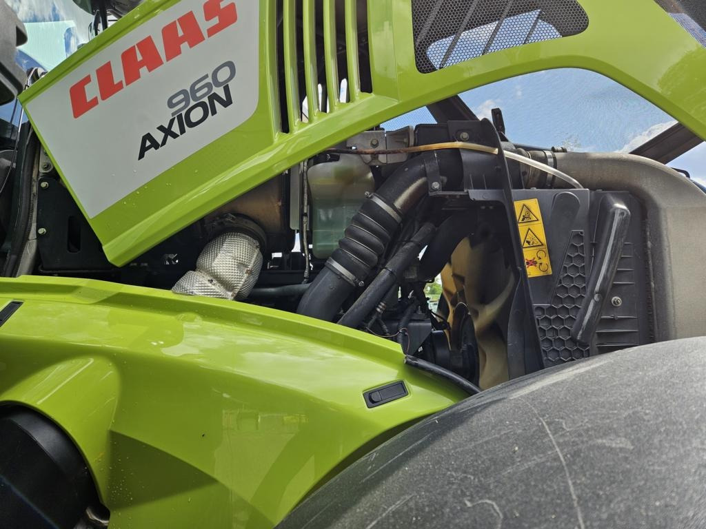 CLAAS AXION 960 CMATIC - Máy cày: hình 2 CLAAS AXION 960 CMATIC - Máy cày: hình 2