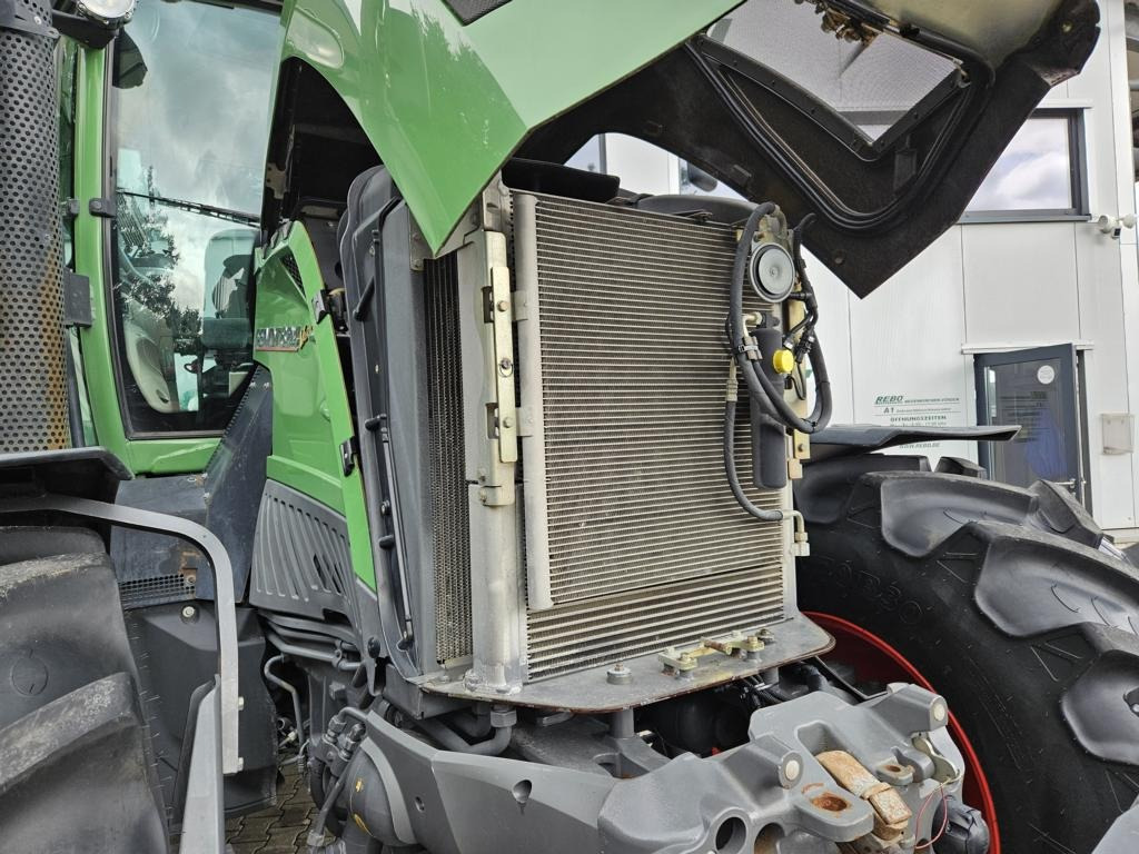 Fendt 824 Vario ProfiPlus - Máy cày: hình 3 Fendt 824 Vario ProfiPlus - Máy cày: hình 3