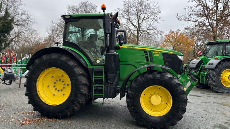 Máy cày John Deere 6230 R: hình 28