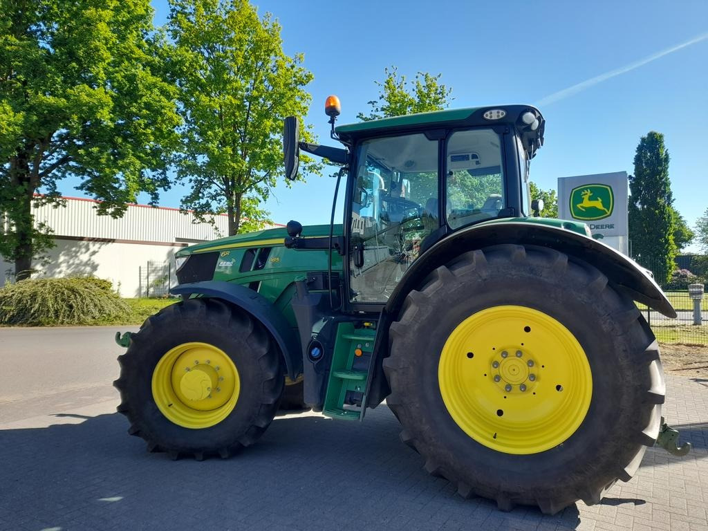 John Deere 6R185 - Máy cày: hình 1 John Deere 6R185 - Máy cày: hình 1