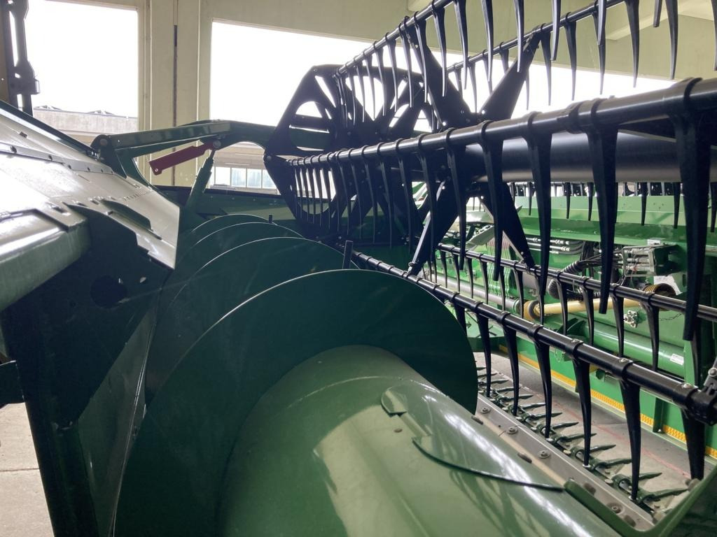 John Deere 722X - Máy gặt đập: hình 2 John Deere 722X - Máy gặt đập: hình 2