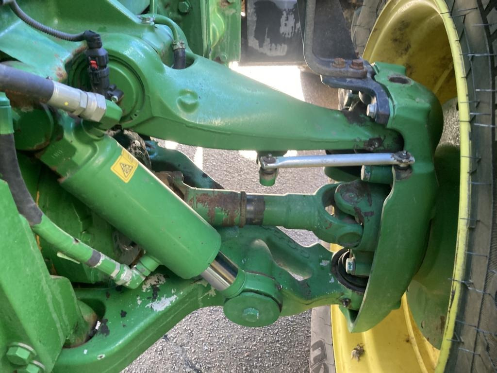 John Deere 8345R - Máy cày: hình 4 John Deere 8345R - Máy cày: hình 4