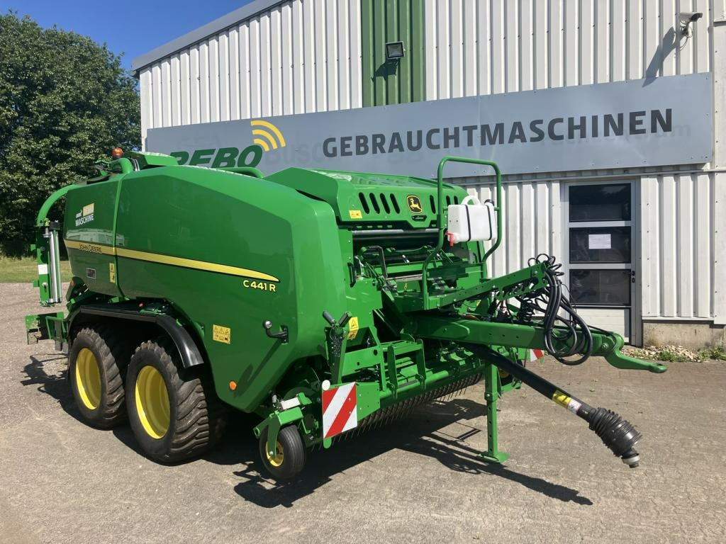 John Deere FESTKAMMER-KOMBIPRESSE C441R - Trang thiết bị dàn trải: hình 1 John Deere FESTKAMMER-KOMBIPRESSE C441R - Trang thiết bị dàn trải: hình 1