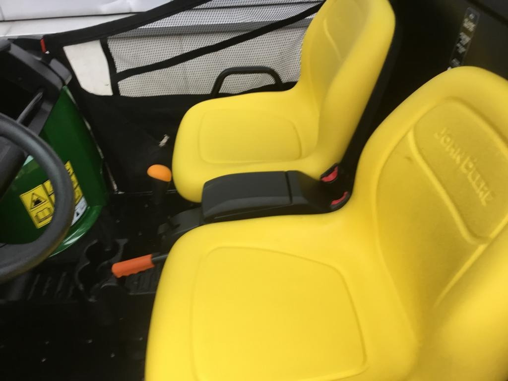 John Deere GATOR HPX 815 E - ATV/ Xe 4 bánh: hình 3 John Deere GATOR HPX 815 E - ATV/ Xe 4 bánh: hình 3