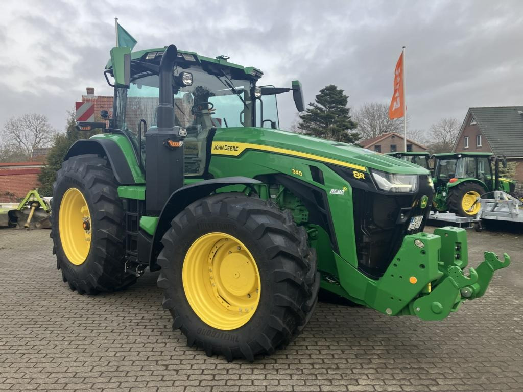 John Deere TRAKTOR 8R340 - Máy cày: hình 1 John Deere TRAKTOR 8R340 - Máy cày: hình 1