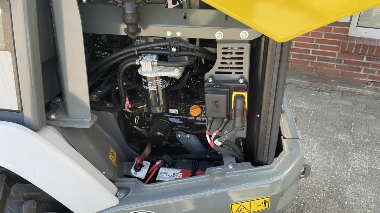 Máy xúc lật bánh lốp mới Kramer 5040: hình 17