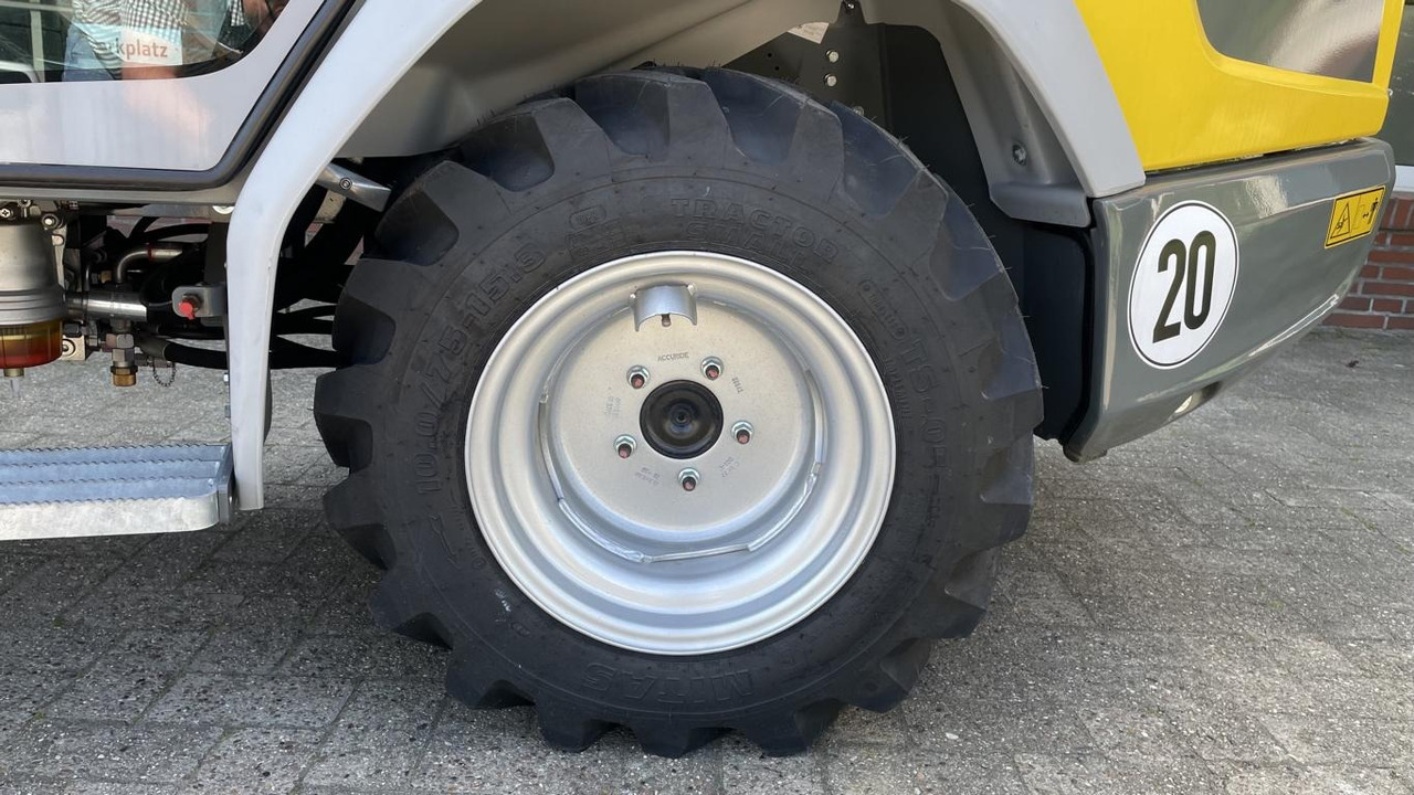 Máy xúc lật bánh lốp mới Kramer 5040: hình 10