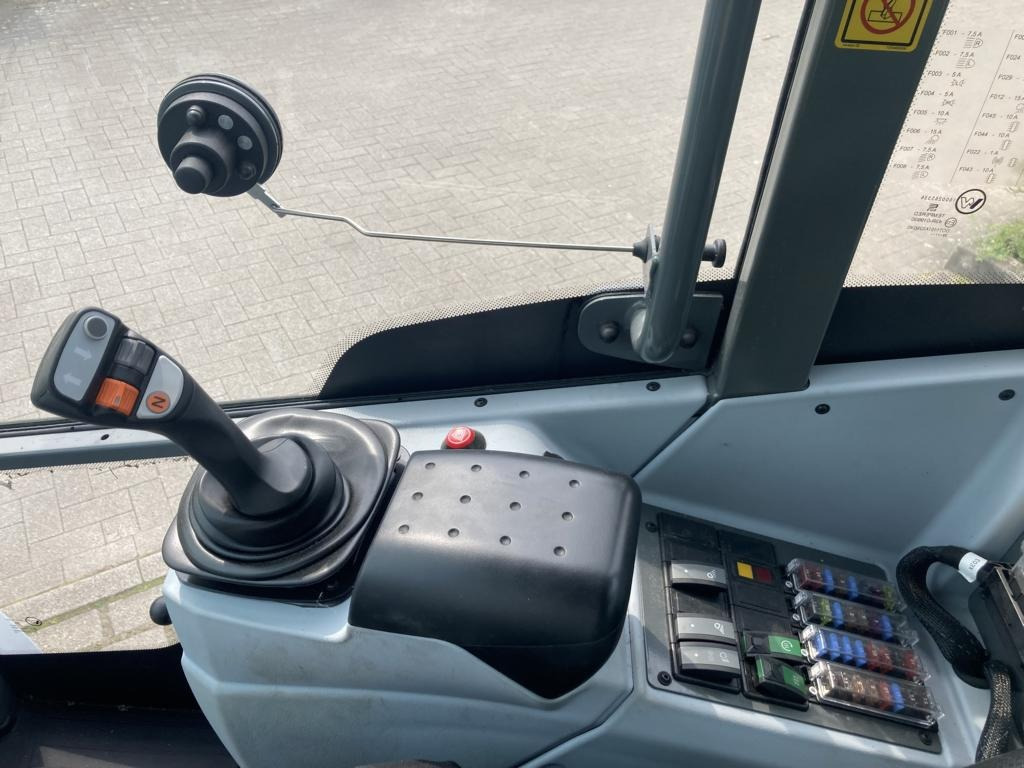 Kramer KL 25.5 - Máy xúc lật bánh lốp: hình 2 Kramer KL 25.5 - Máy xúc lật bánh lốp: hình 2