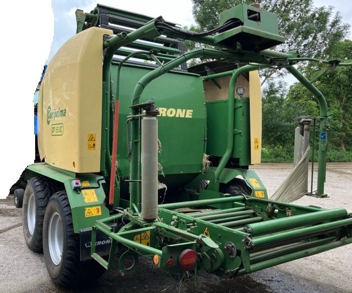 Krone Comprima CF 155 - Trang thiết bị dàn trải: hình 2 Krone Comprima CF 155 - Trang thiết bị dàn trải: hình 2