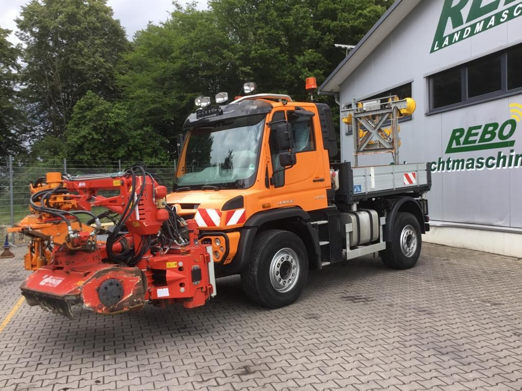 Mercedes-Benz UNIMOG U 527 - Tiện ích/ Xe đặc dụng: hình 1 Mercedes-Benz UNIMOG U 527 - Tiện ích/ Xe đặc dụng: hình 1