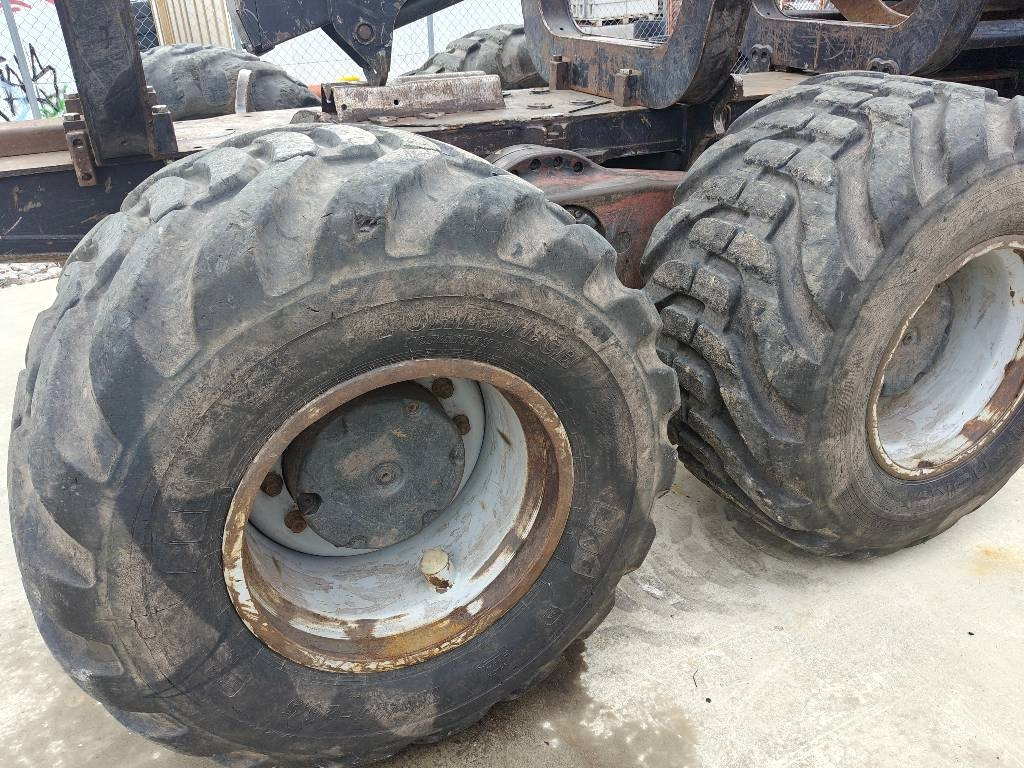 Komatsu 865 - Máy chuyển tiếp: hình 4 Komatsu 865 - Máy chuyển tiếp: hình 4