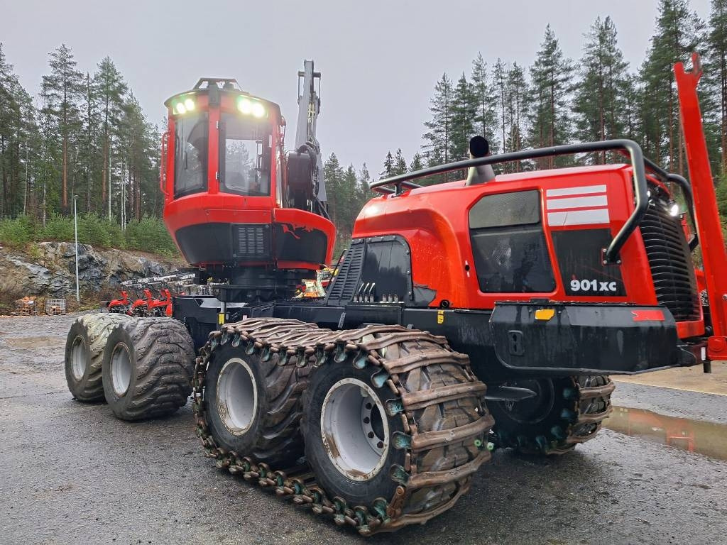 Komatsu 901 XC - Máy thu hoạch rừng: hình 4 Komatsu 901 XC - Máy thu hoạch rừng: hình 4