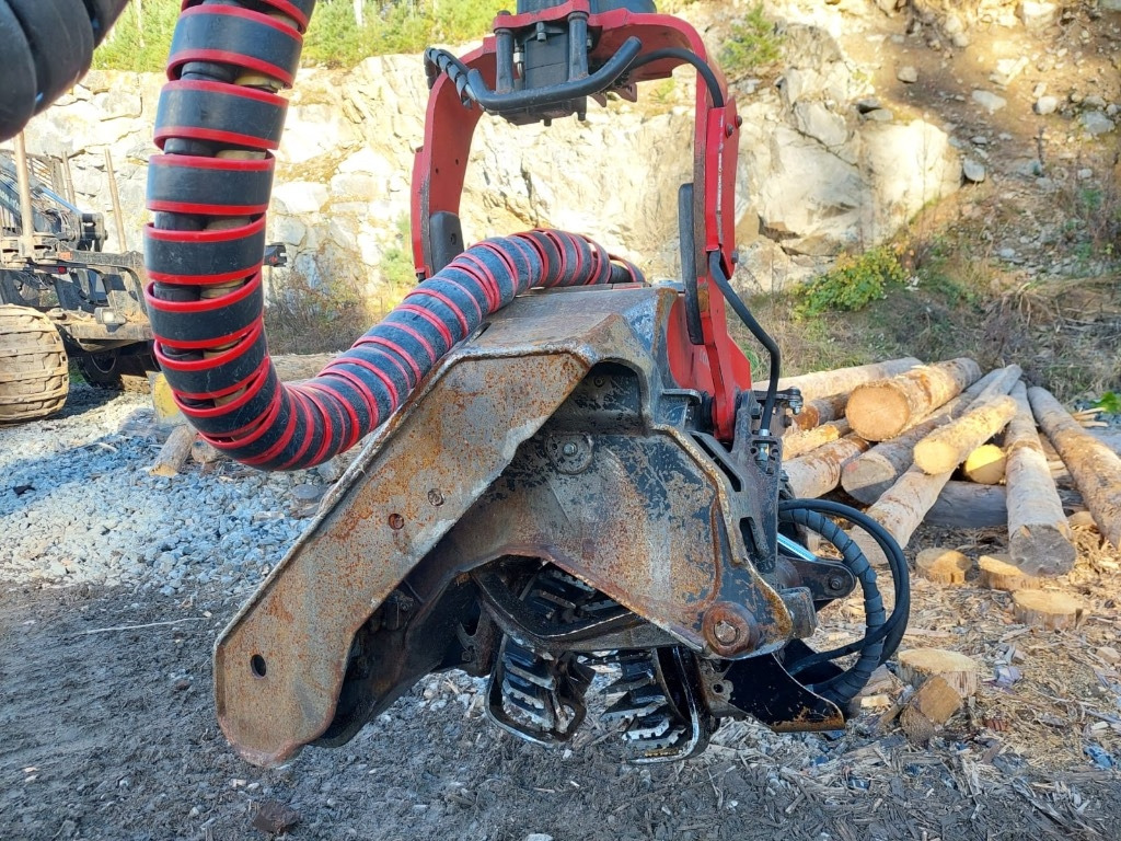 Máy thu hoạch rừng Komatsu 911: hình 13