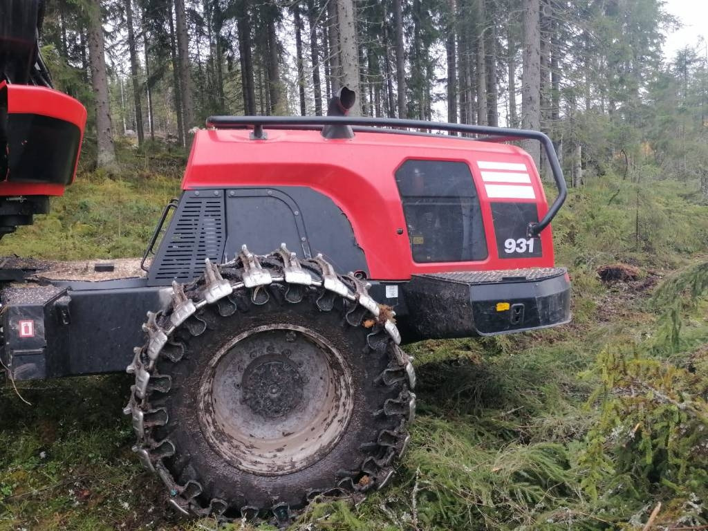 Komatsu 931 - Máy thu hoạch rừng: hình 3 Komatsu 931 - Máy thu hoạch rừng: hình 3