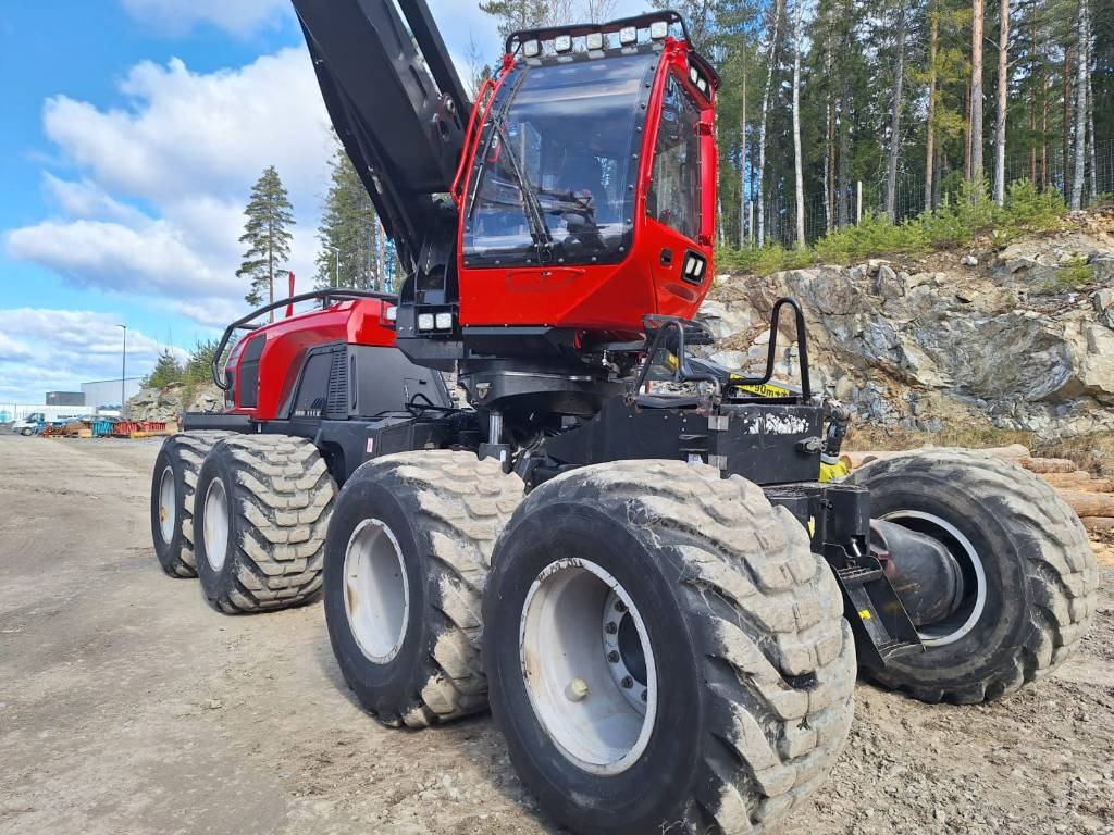 Komatsu 931 XC - Máy thu hoạch rừng: hình 1 Komatsu 931 XC - Máy thu hoạch rừng: hình 1