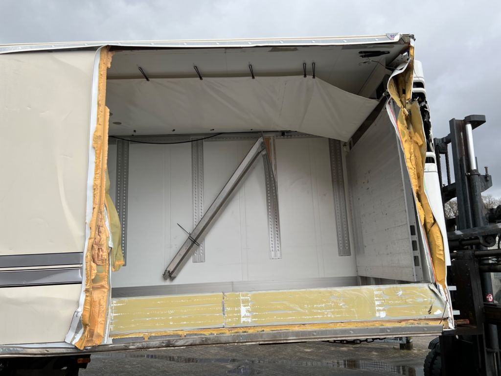 Schmitz Cargobull SKO 24 L Tiefkuhl / Trennwand / EXECUTIVE - Sơ mi rơ moóc đông lạnh: hình 4 Schmitz Cargobull SKO 24 L Tiefkuhl / Trennwand / EXECUTIVE - Sơ mi rơ moóc đông lạnh: hình 4