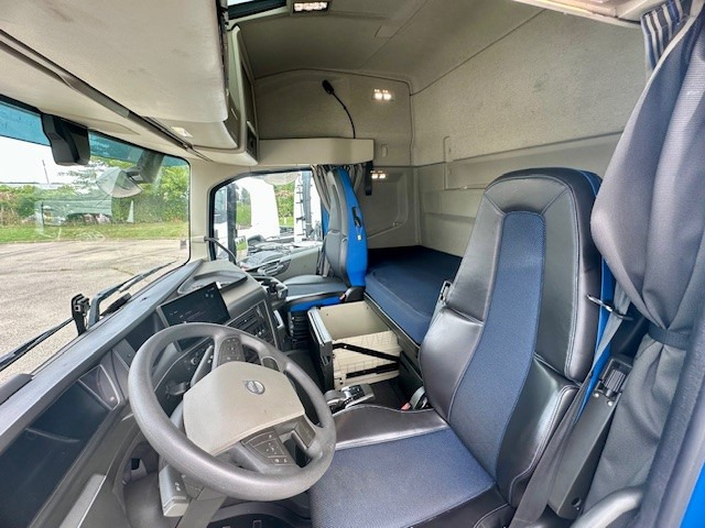 Volvo FH - Xe đầu kéo: hình 3 Volvo FH - Xe đầu kéo: hình 3