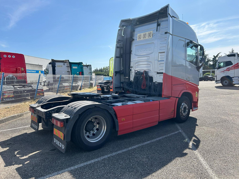 Volvo FH - Xe đầu kéo: hình 3 Volvo FH - Xe đầu kéo: hình 3