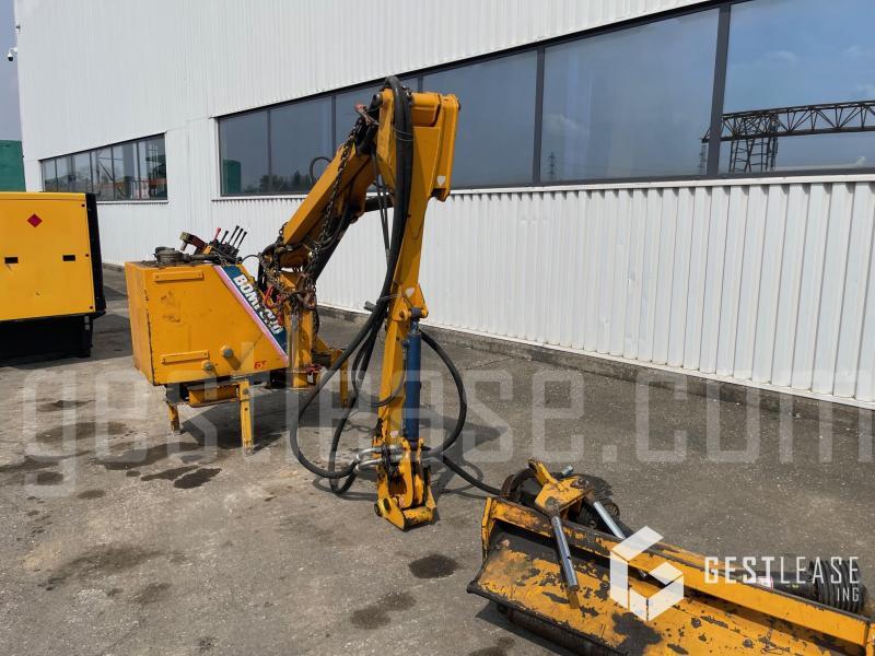 Bomford T49S - Dàn băm cỏ cần cẩu: hình 2 Bomford T49S - Dàn băm cỏ cần cẩu: hình 2