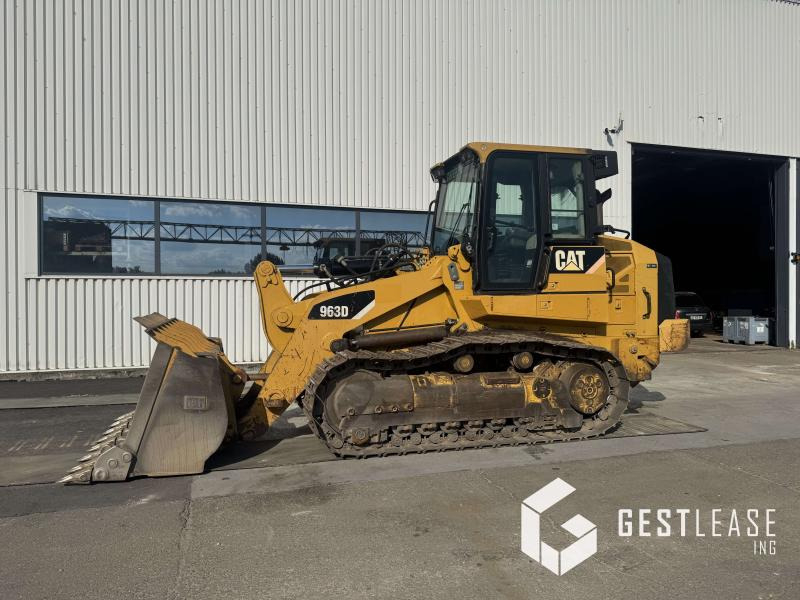 Caterpillar 963D - Máy xúc lật bánh xích: hình 1 Caterpillar 963D - Máy xúc lật bánh xích: hình 1