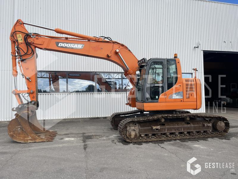 Doosan DX235LC - Máy xúc bánh xích: hình 1 Doosan DX235LC - Máy xúc bánh xích: hình 1