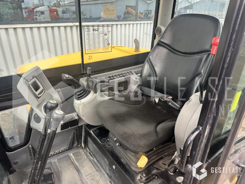 Máy xúc mini Jcb 85Z-1: hình 10