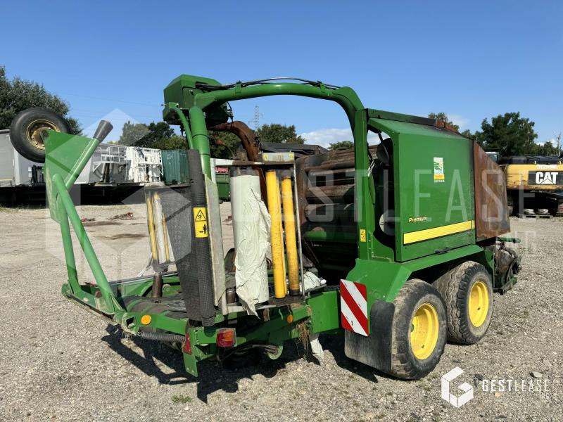 John Deere 744 - Máy đóng kiện tròn: hình 2 John Deere 744 - Máy đóng kiện tròn: hình 2