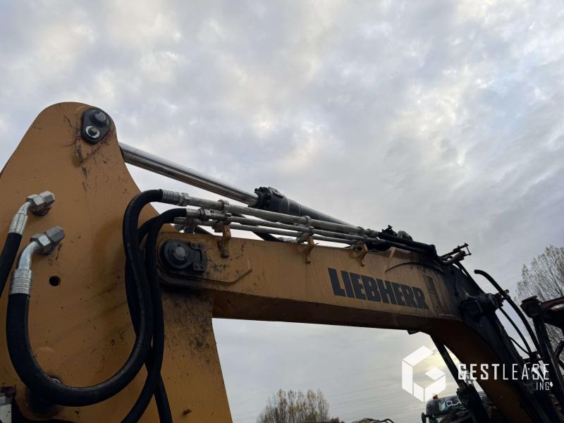 Liebherr R914 COMPACT - Máy xúc bánh xích: hình 4 Liebherr R914 COMPACT - Máy xúc bánh xích: hình 4