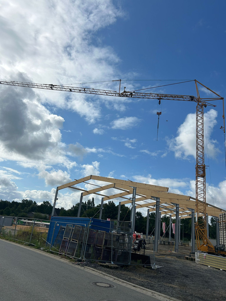 LIEBHERR 42K.1 - Cần cẩu tháp: hình 1 LIEBHERR 42K.1 - Cần cẩu tháp: hình 1