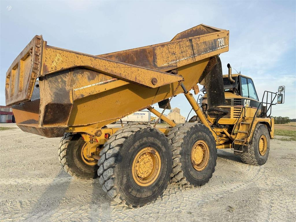 CAT 730 - Xe ben đổ có khớp nối: hình 4 CAT 730 - Xe ben đổ có khớp nối: hình 4