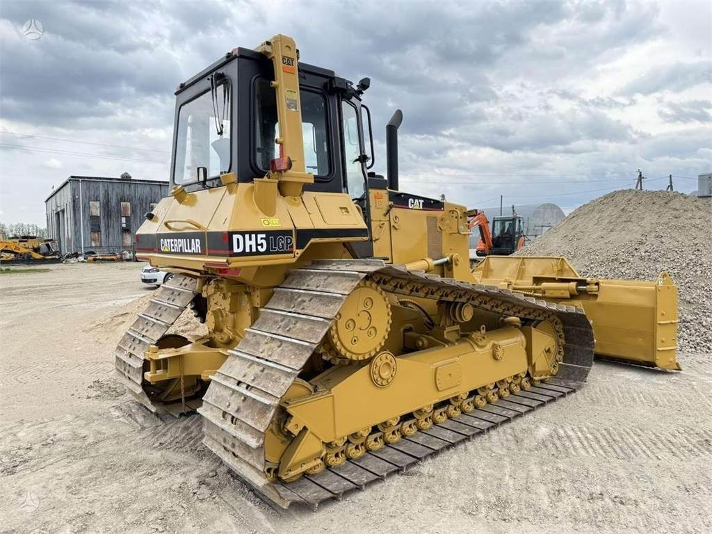CAT D5H LGP - Máy ủi: hình 5 CAT D5H LGP - Máy ủi: hình 5