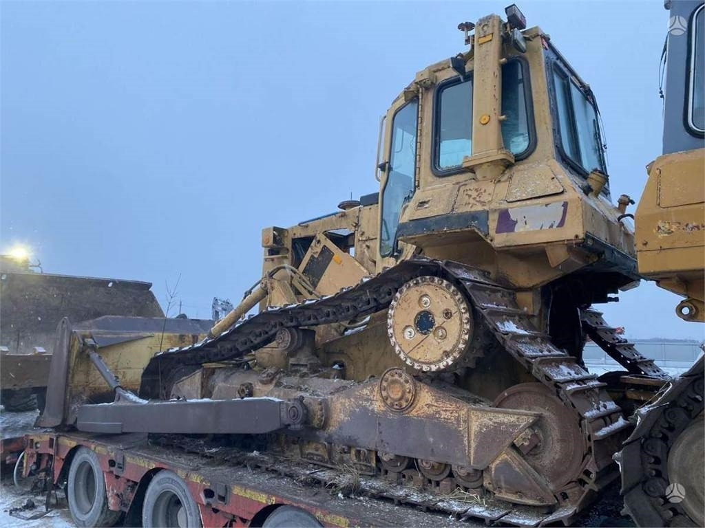 CAT D5H XL - Máy ủi: hình 4 CAT D5H XL - Máy ủi: hình 4