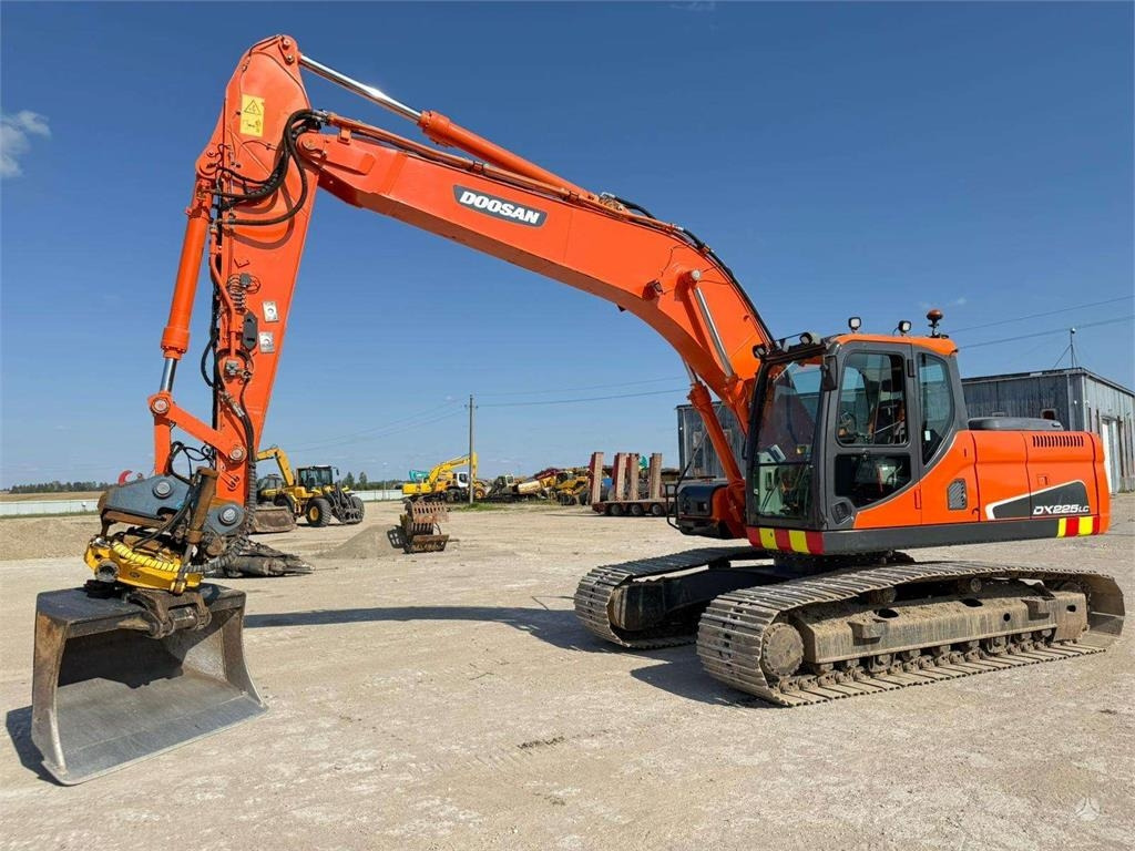 Doosan DX 225 LC ENGCON ROTOTILT TOP - Máy xúc bánh xích: hình 1 Doosan DX 225 LC ENGCON ROTOTILT TOP - Máy xúc bánh xích: hình 1
