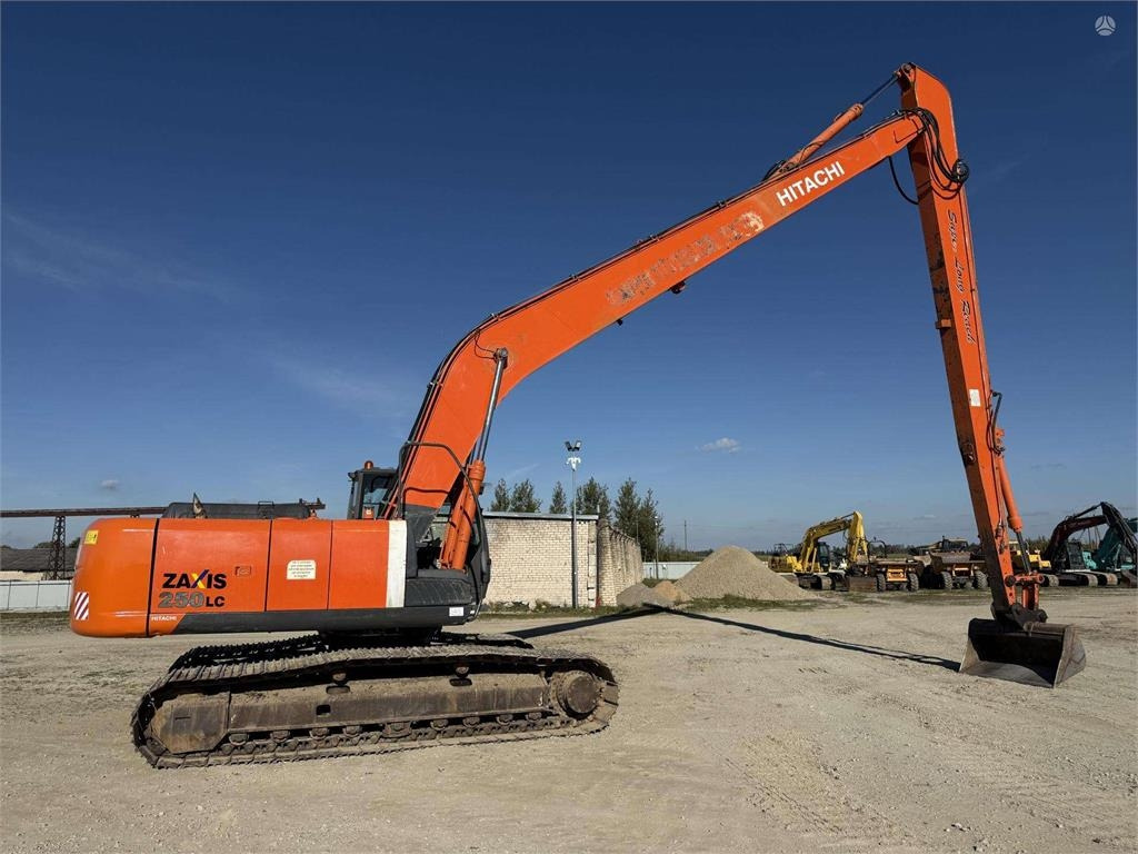 Hitachi ZX 250 LC-3 , 21 M , 800 mm - Máy xúc bánh xích: hình 5 Hitachi ZX 250 LC-3 , 21 M , 800 mm - Máy xúc bánh xích: hình 5