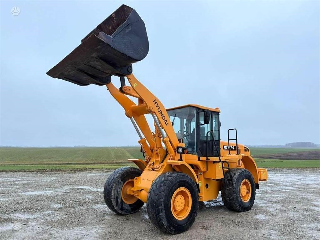 Hyundai HL757-7, third line - Máy xúc lật bánh lốp: hình 2 Hyundai HL757-7, third line - Máy xúc lật bánh lốp: hình 2