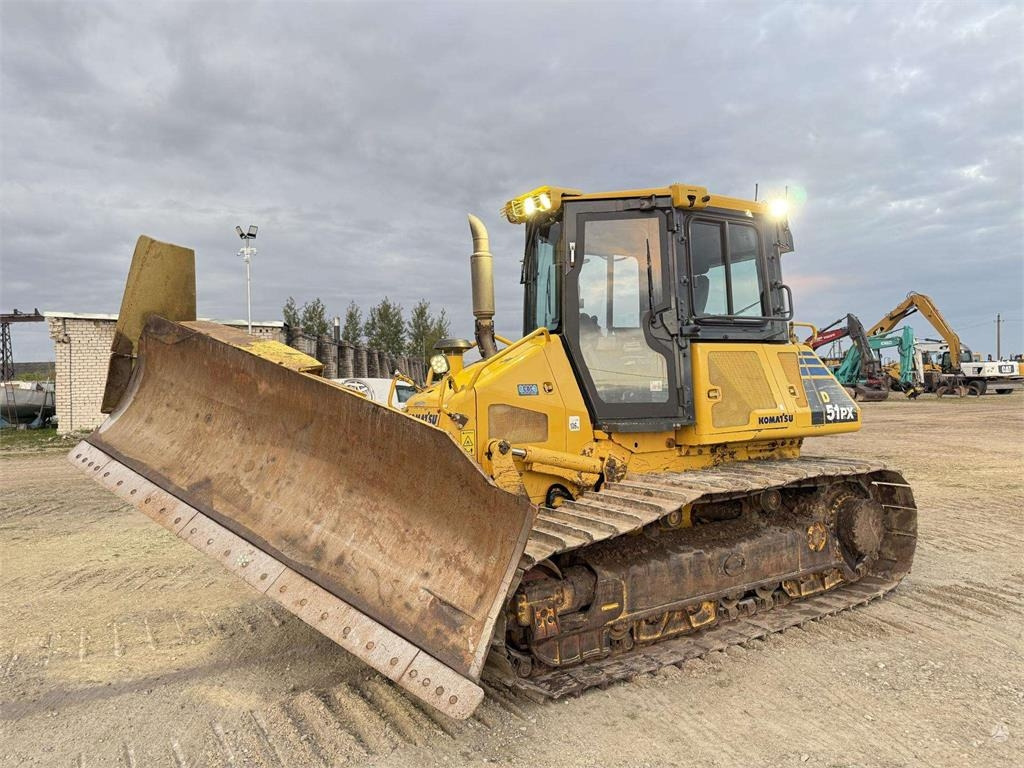 Komatsu D51PX-22 - Máy ủi: hình 2 Komatsu D51PX-22 - Máy ủi: hình 2
