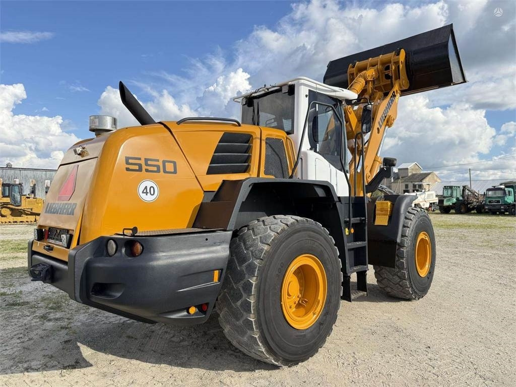 Liebherr L 550 , quick coupler - Máy xúc lật bánh lốp: hình 2 Liebherr L 550 , quick coupler - Máy xúc lật bánh lốp: hình 2