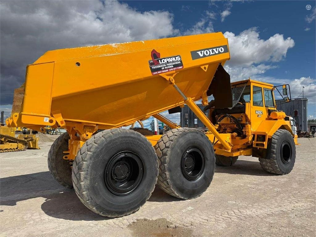 Volvo A25C - Xe ben đổ có khớp nối: hình 3 Volvo A25C - Xe ben đổ có khớp nối: hình 3