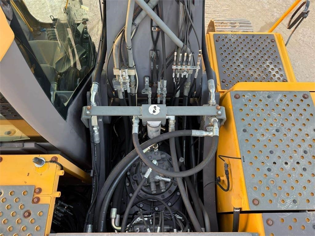 Máy xúc bánh xích Volvo EC 250 DL 3D GPS + ROTOTILT: hình 17