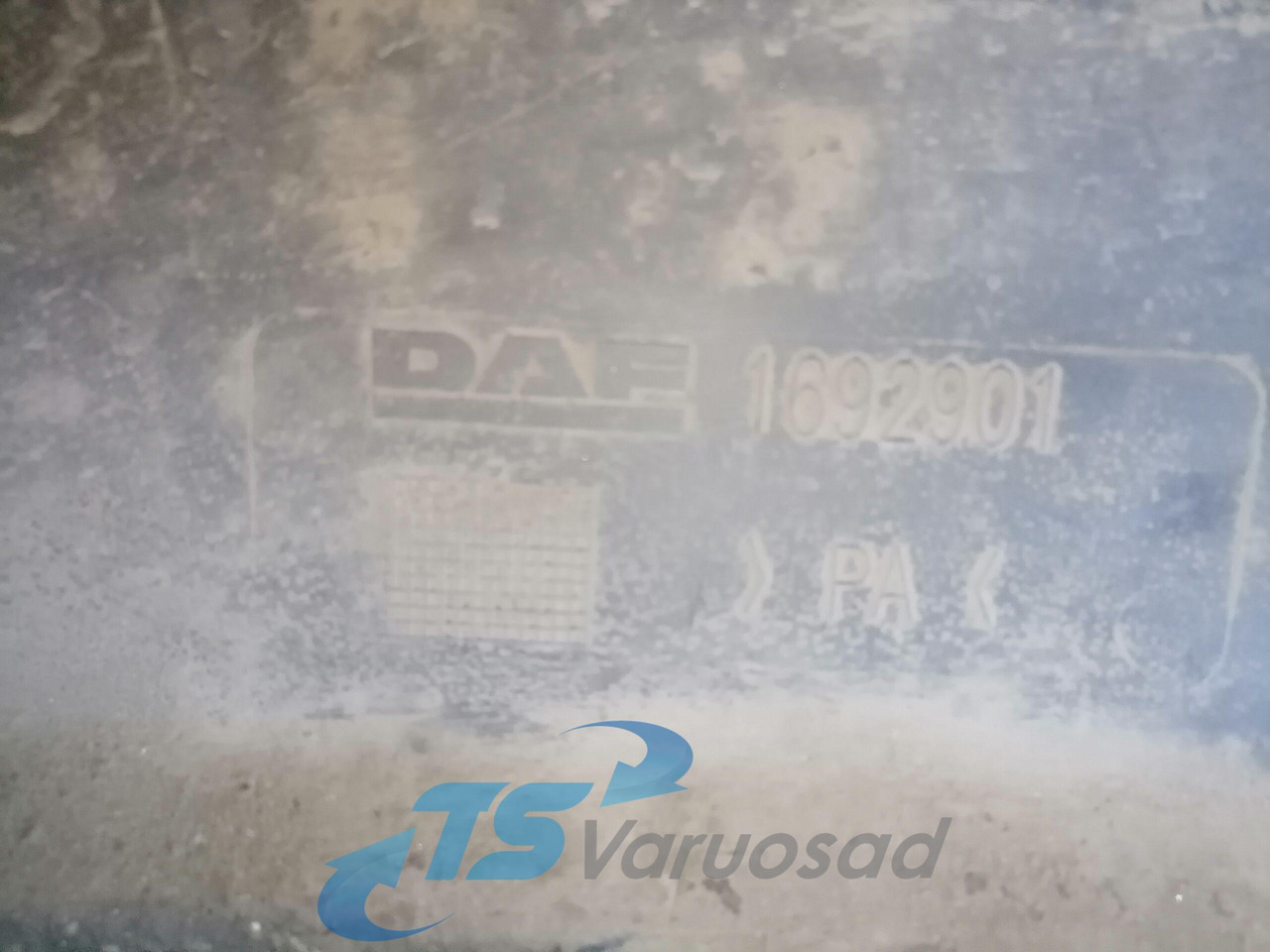 DAF Fan shroud 1692901 - Bộ tản nhiệt cho Xe tải: hình 4 DAF Fan shroud 1692901 - Bộ tản nhiệt cho Xe tải: hình 4