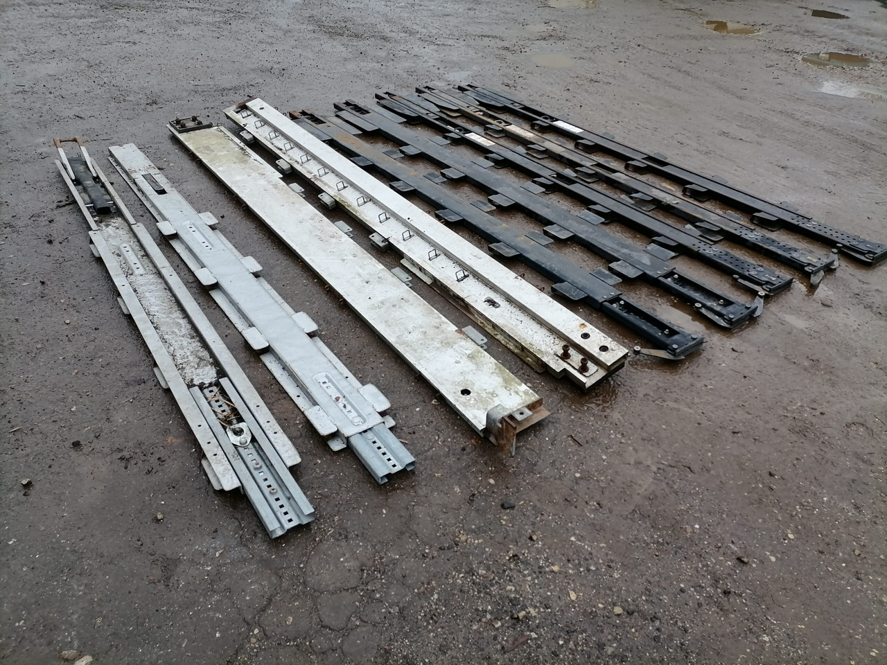 KRONE Haagise tugipostid 515068374 - Phụ tùng chung cho Xe tải: hình 5 KRONE Haagise tugipostid 515068374 - Phụ tùng chung cho Xe tải: hình 5