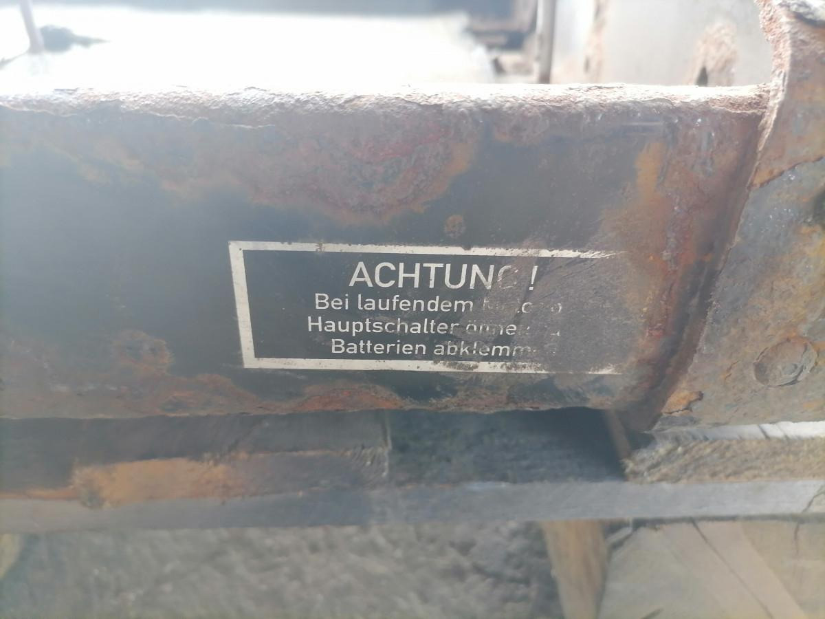 MAN Battery box 81418605363 - Ắc quy cho Xe tải: hình 4 MAN Battery box 81418605363 - Ắc quy cho Xe tải: hình 4