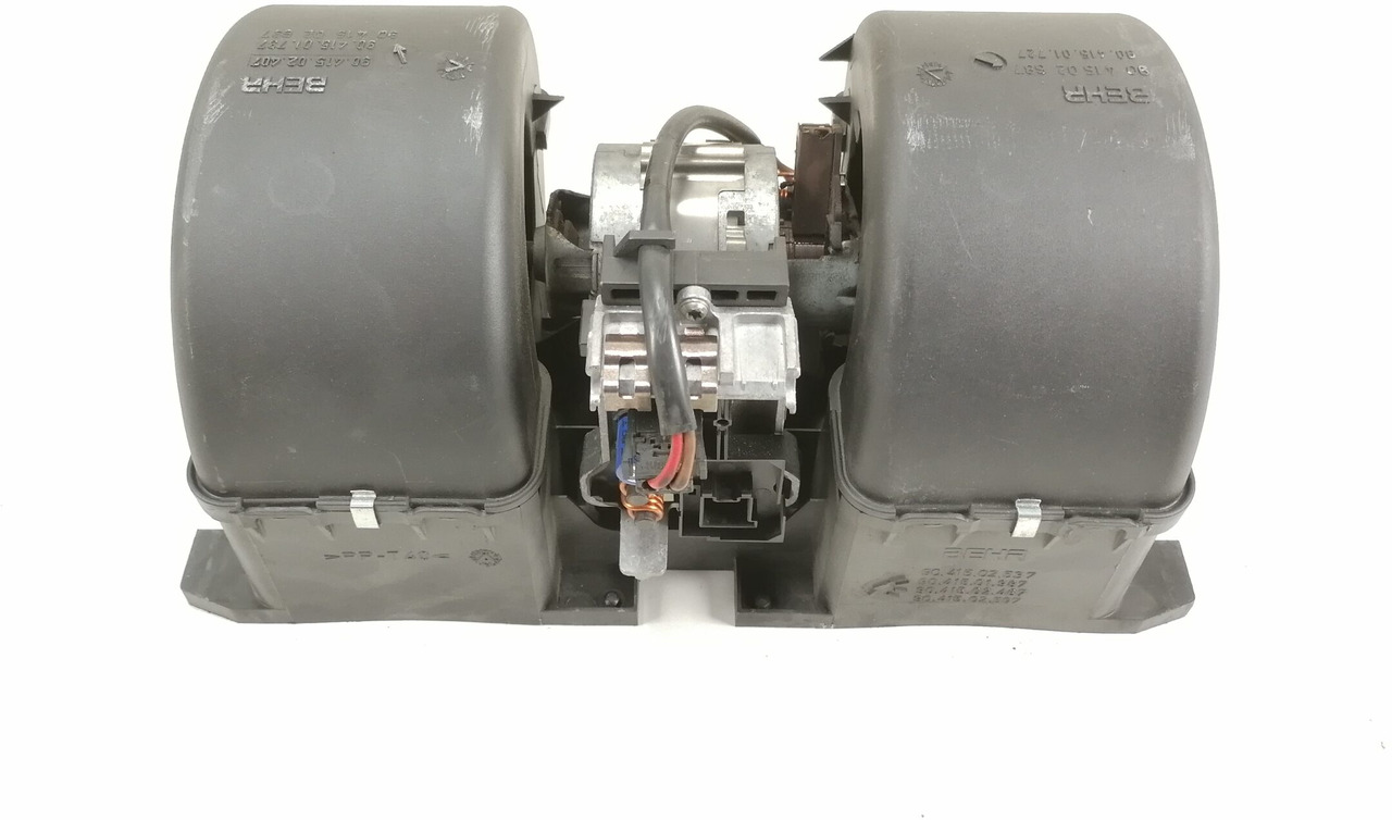 MAN Cab fan 81619306089 - Cấp nhiệt/ Thông gió cho Xe tải: hình 4 MAN Cab fan 81619306089 - Cấp nhiệt/ Thông gió cho Xe tải: hình 4