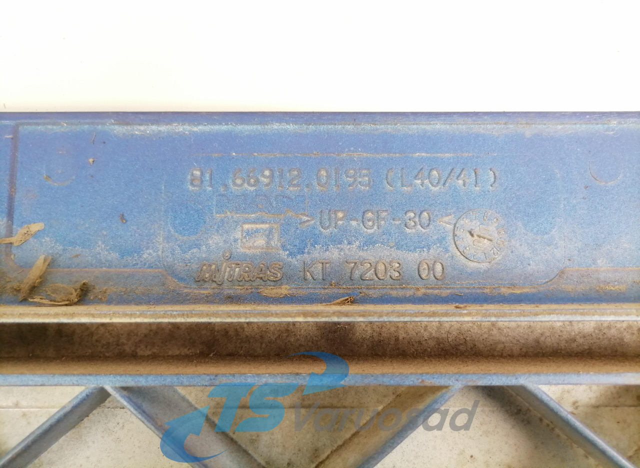 MAN Cab side door 81669120195 - Phụ tùng chung cho Xe tải: hình 2 MAN Cab side door 81669120195 - Phụ tùng chung cho Xe tải: hình 2