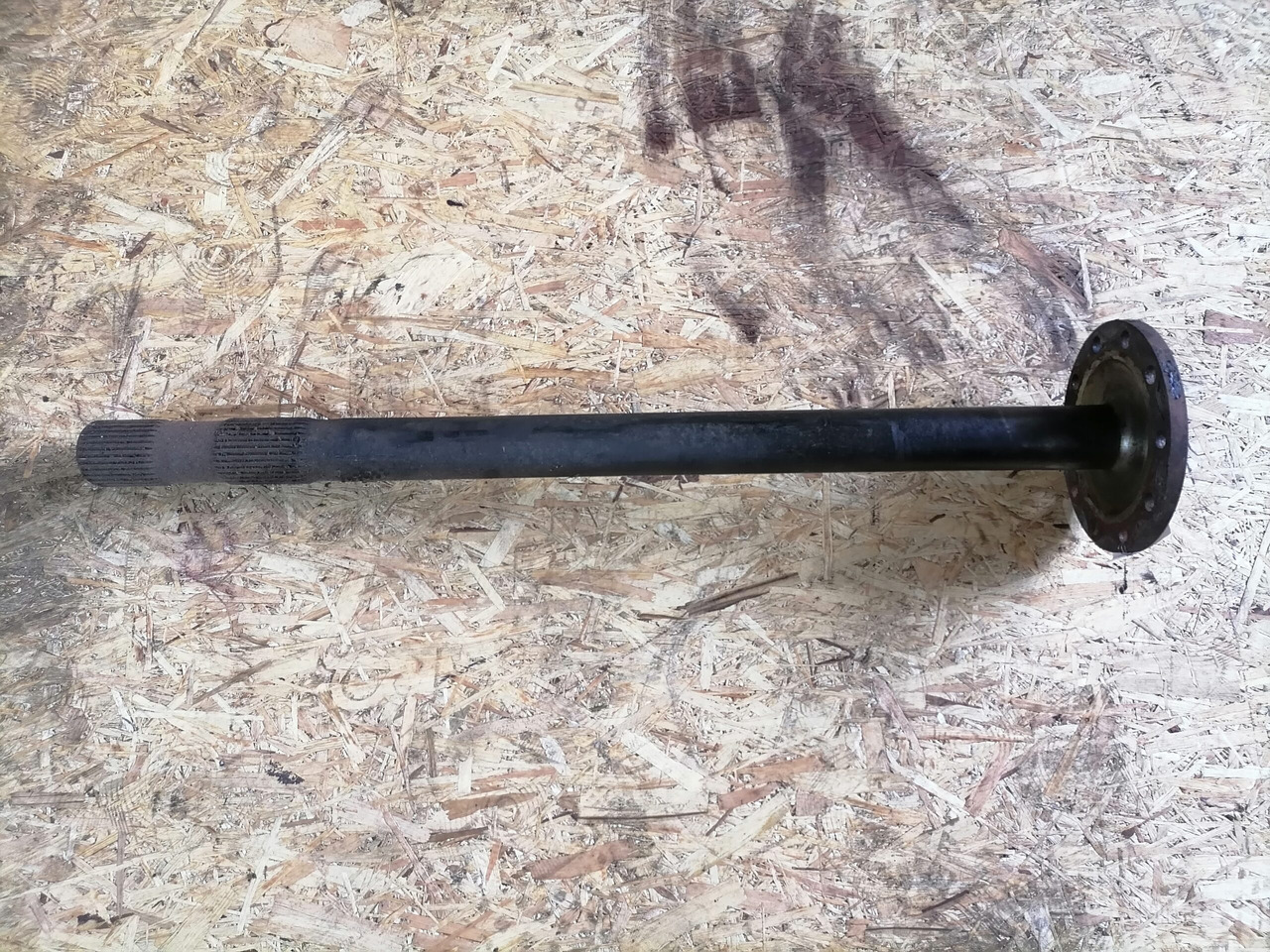 MAN Drive shaft 81355020147 - Bán trục cho Xe tải: hình 2 MAN Drive shaft 81355020147 - Bán trục cho Xe tải: hình 2