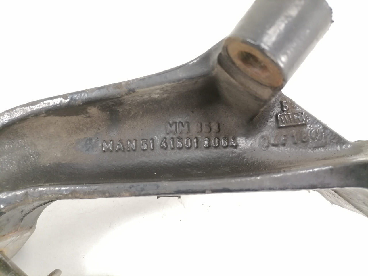 MAN Engine bracket 51415013064 - Động cơ và các bộ phận cho Xe tải: hình 2 MAN Engine bracket 51415013064 - Động cơ và các bộ phận cho Xe tải: hình 2