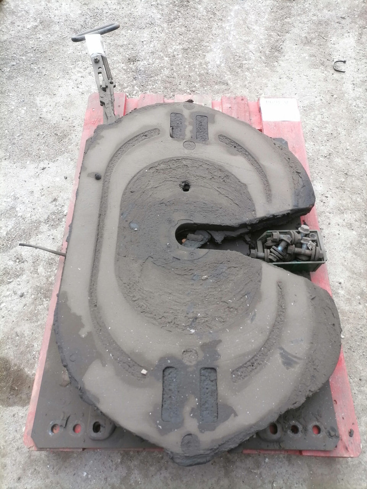 MAN Fifht wheel 81427106217 - Khớp nối bánh xe thứ năm cho Xe tải: hình 4 MAN Fifht wheel 81427106217 - Khớp nối bánh xe thứ năm cho Xe tải: hình 4