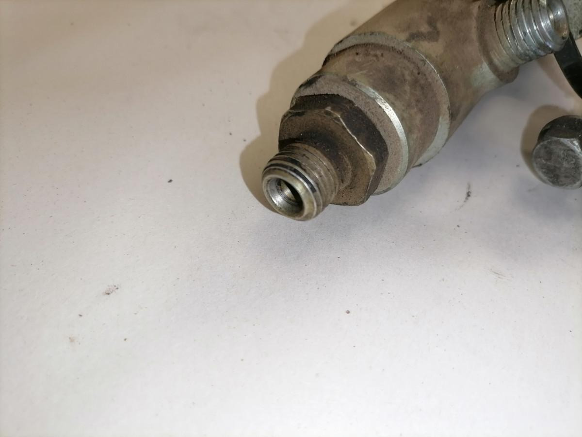 MAN Fuel collector 51103116058 - Hệ thống nhiên liệu cho Xe tải: hình 2 MAN Fuel collector 51103116058 - Hệ thống nhiên liệu cho Xe tải: hình 2