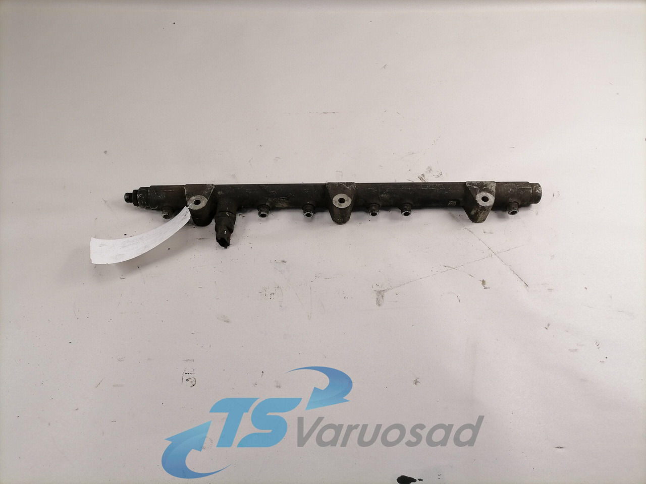 MAN Fuel collector 51103116058 - Hệ thống nhiên liệu cho Xe tải: hình 1 MAN Fuel collector 51103116058 - Hệ thống nhiên liệu cho Xe tải: hình 1