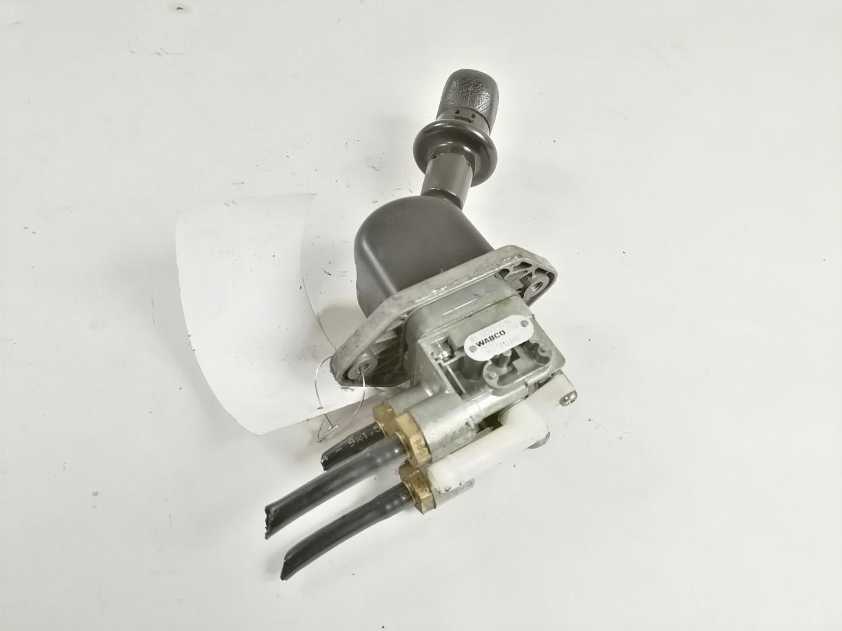 MAN Handbrake control lever 81523156156 - Phụ tùng chung cho Xe tải: hình 2 MAN Handbrake control lever 81523156156 - Phụ tùng chung cho Xe tải: hình 2